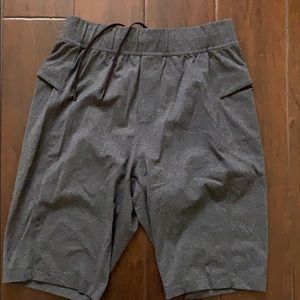 Lululemon men’s lounge shorts